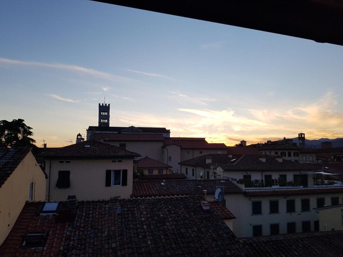 卢卡La Terrazza Fra Le Torri公寓 外观 照片